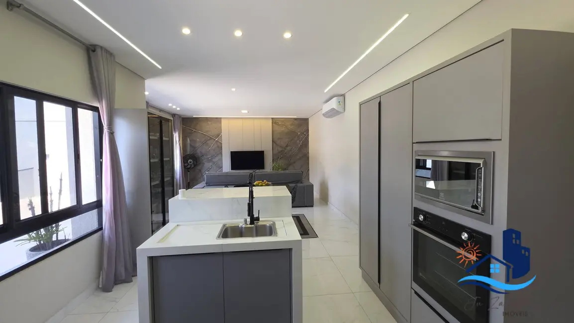 Foto 9 de Casa com 3 quartos à venda, 351m2 em Matinhos - PR