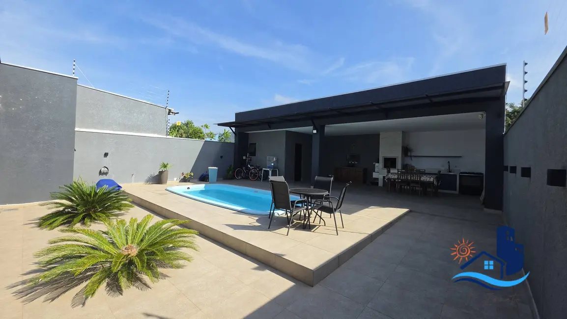 Foto 7 de Casa com 3 quartos à venda, 351m2 em Matinhos - PR