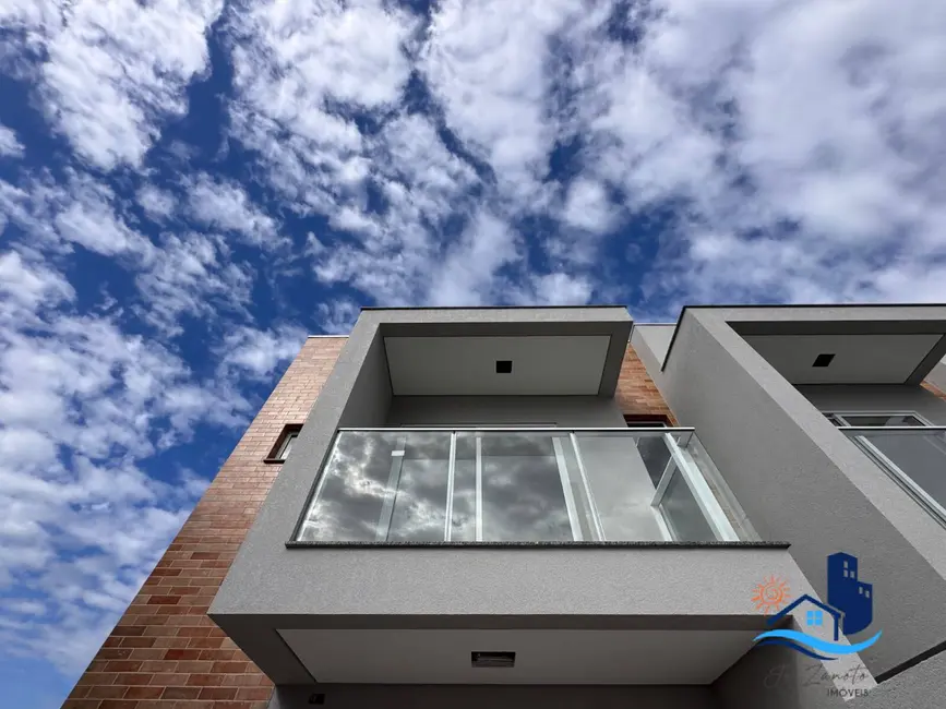 Foto 2 de Sobrado com 3 quartos à venda, 109m2 em Matinhos - PR