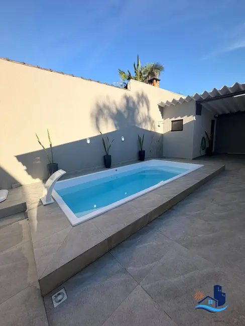 Foto 2 de Casa com 3 quartos à venda, 240m2 em Pontal Do Parana - PR