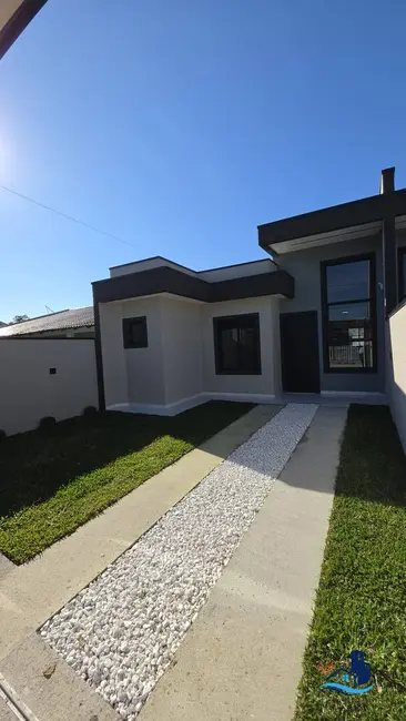 Foto 1 de Casa com 3 quartos à venda, 170m2 em Matinhos - PR