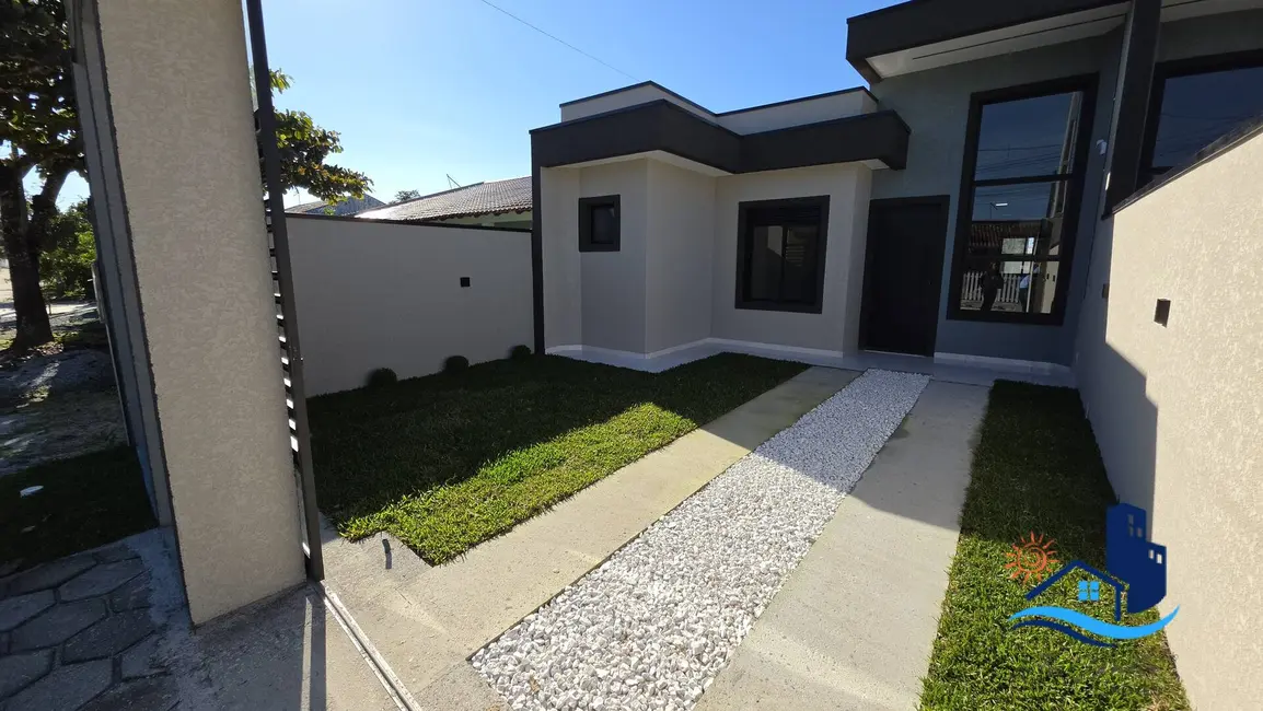 Foto 2 de Casa com 3 quartos à venda, 170m2 em Matinhos - PR