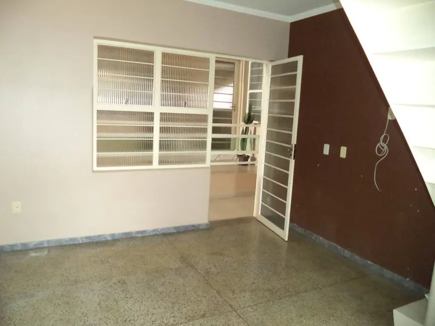 Foto 2 de Apartamento com 2 quartos à venda, 65m2 em Piedade - SP