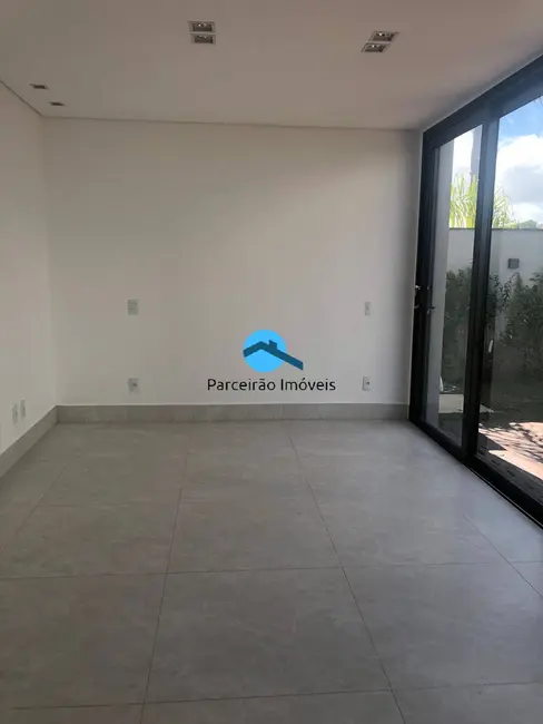 Casa de Condomínio com 4 quartos à venda, 420m2 em Parque Terra Nova II, Sao Bernardo Do Campo - SP - imagem 4 Foto 4 de Casa de Condomínio com 4 quartos à venda, 420m2 em Parque Terra Nova II, Sao Bernardo Do Campo - SP