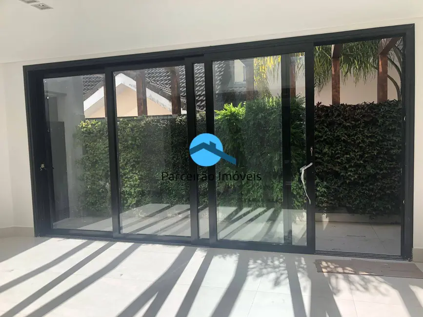 Casa de Condomínio com 4 quartos à venda, 420m2 em Parque Terra Nova II, Sao Bernardo Do Campo - SP - imagem 5 Foto 5 de Casa de Condomínio com 4 quartos à venda, 420m2 em Parque Terra Nova II, Sao Bernardo Do Campo - SP