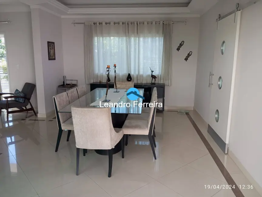 Sobrado com 4 quartos à venda, 450m2 em Parque dos Pássaros, Sao Bernardo Do Campo - SP - imagem 8 Foto 8 de Sobrado com 4 quartos à venda, 450m2 em Parque dos Pássaros, Sao Bernardo Do Campo - SP