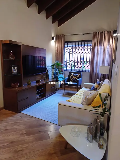 Foto 7 de Sobrado com 3 quartos à venda, 237m2 em Vila Marlene, Sao Bernardo Do Campo - SP