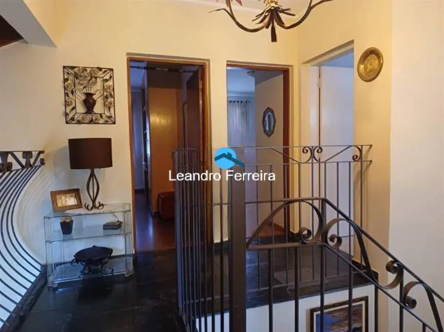 Foto 9 de Sobrado com 3 quartos à venda, 237m2 em Vila Marlene, Sao Bernardo Do Campo - SP