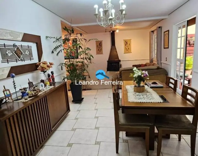 Foto 4 de Casa de Condomínio com 4 quartos à venda, 240m2 em Demarchi, Sao Bernardo Do Campo - SP