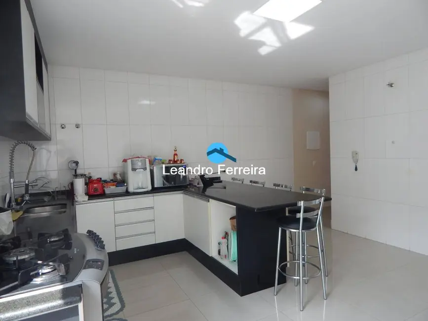 Foto 8 de Sobrado com 3 quartos à venda, 245m2 em Santa Terezinha, Sao Bernardo Do Campo - SP