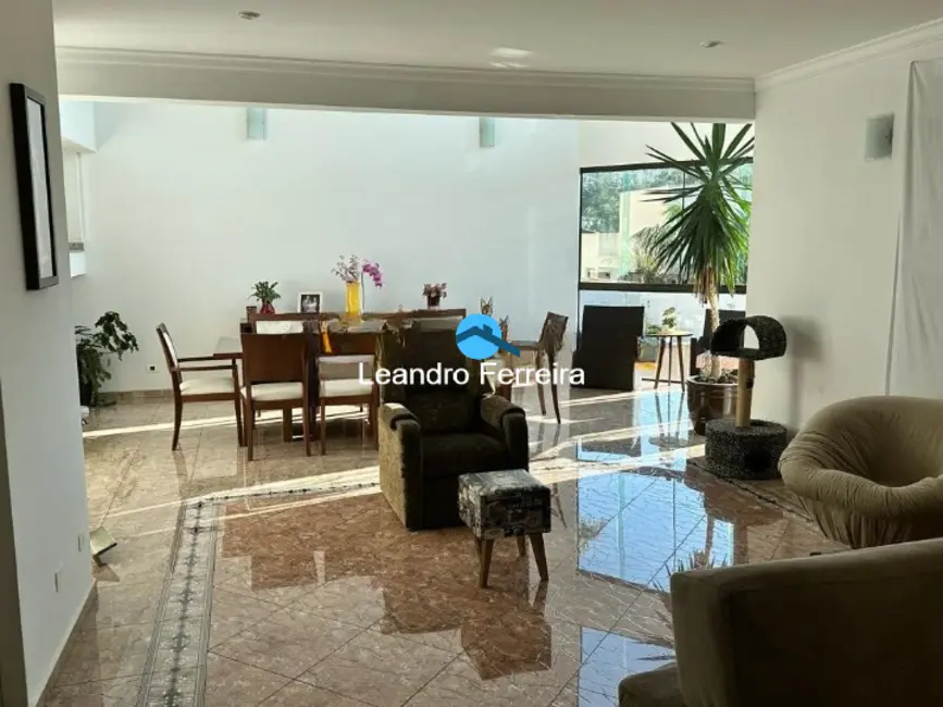 Casa de Condomínio com 5 quartos à venda, 501m2 em Parque Terra Nova II, Sao Bernardo Do Campo - SP - imagem 2 Foto 2 de Casa de Condomínio com 5 quartos à venda, 501m2 em Parque Terra Nova II, Sao Bernardo Do Campo - SP