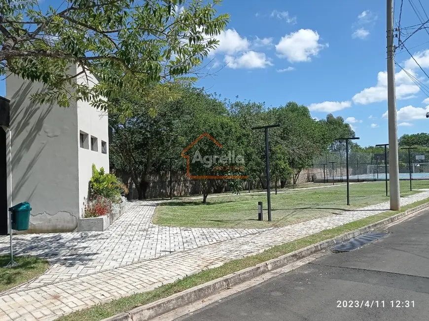 Foto 2 de Terreno / Lote à venda, 330m2 em Estiva Gerbi - SP