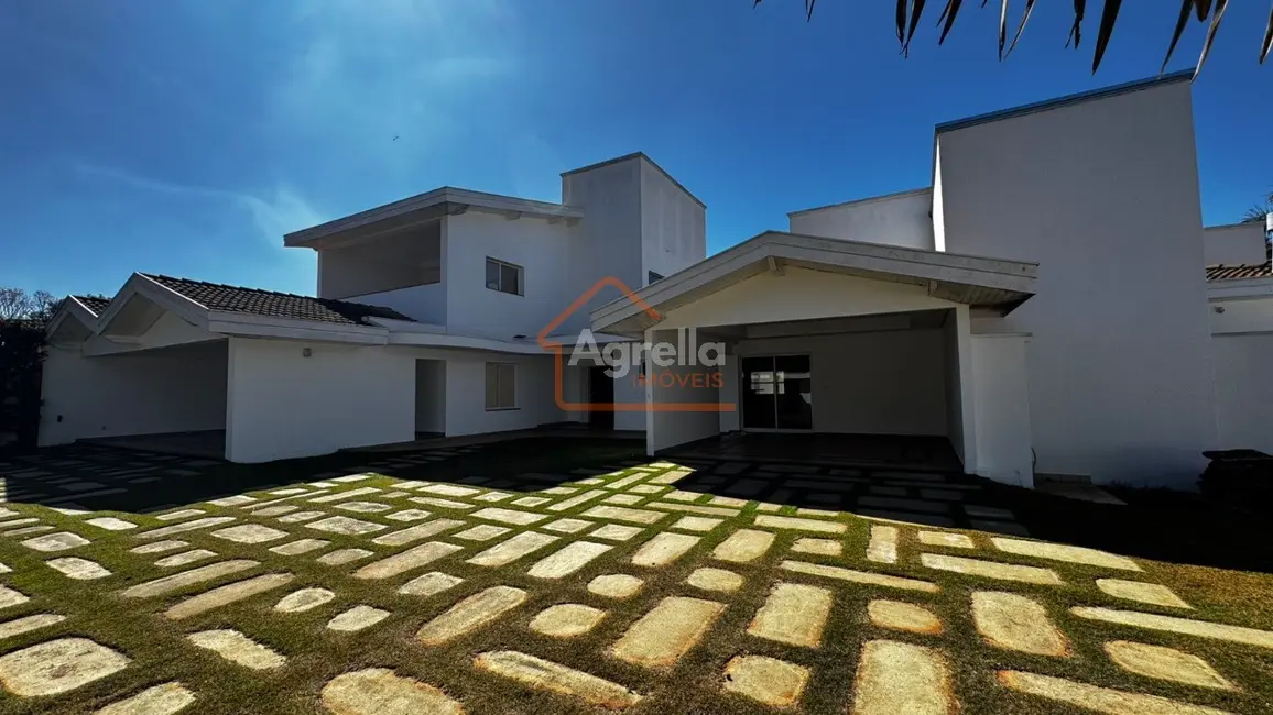 Foto 4 de Chácara com 5 quartos à venda, 674m2 em Chácara São Marcelo, Mogi Mirim - SP