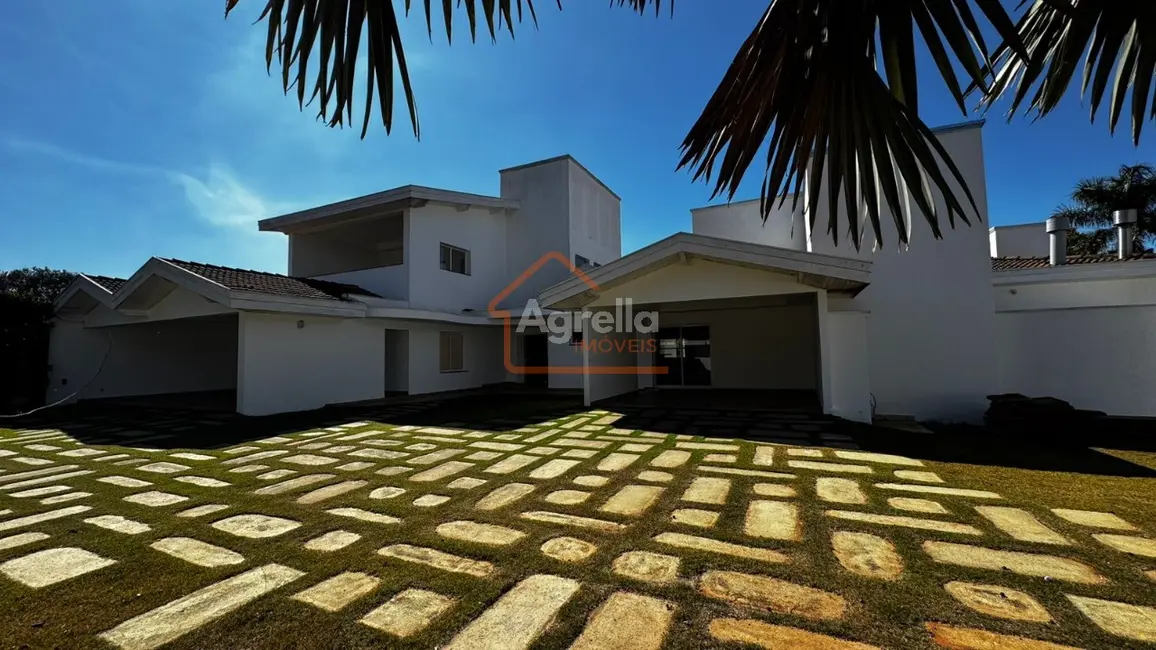 Foto 2 de Chácara com 5 quartos à venda, 674m2 em Chácara São Marcelo, Mogi Mirim - SP