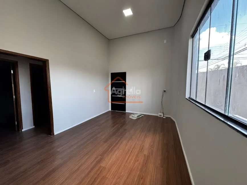 Foto 3 de Casa com 3 quartos à venda, 82m2 em Jardim Brasília, Mogi Mirim - SP