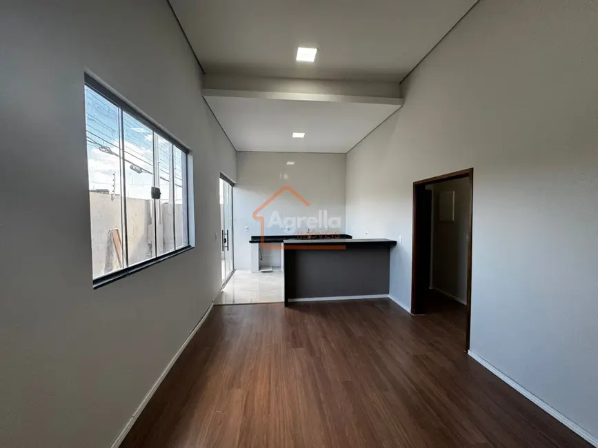 Foto 1 de Casa com 3 quartos à venda, 82m2 em Jardim Brasília, Mogi Mirim - SP