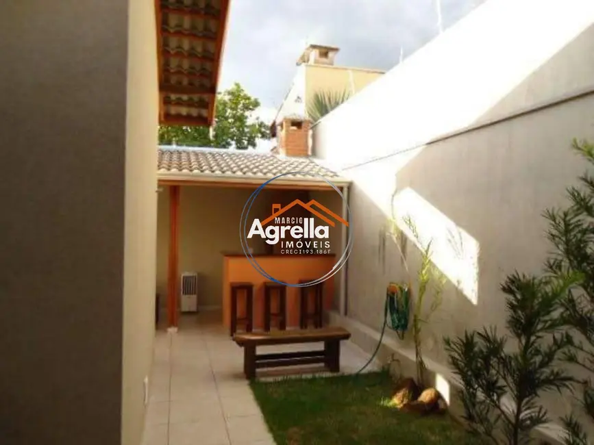 Foto 1 de Casa com 3 quartos à venda, 164m2 em Jardim Brasília, Mogi Mirim - SP