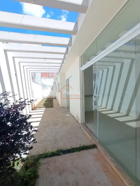 Foto 3 de Casa com 2 quartos à venda, 63m2 em Jardim Santa Cruz, Mogi Guacu - SP