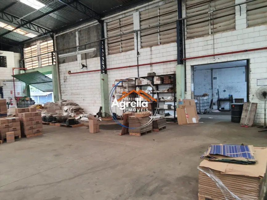 Foto 2 de Armazém / Galpão à venda, 1000m2 em Parque Industrial João Batista Caruso, Mogi Guacu - SP