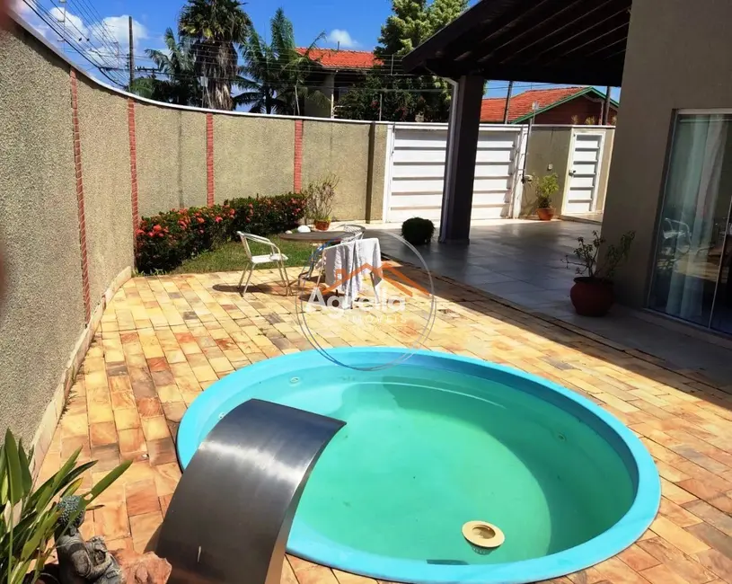 Foto 2 de Casa com 3 quartos à venda, 184m2 em Jardim Brasília, Mogi Mirim - SP