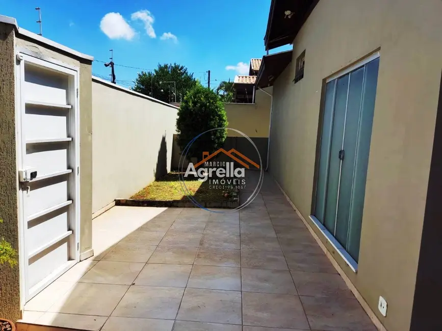 Foto 5 de Casa com 3 quartos à venda, 184m2 em Jardim Brasília, Mogi Mirim - SP