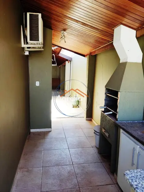 Foto 8 de Casa com 3 quartos à venda, 184m2 em Jardim Brasília, Mogi Mirim - SP