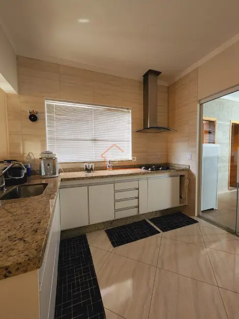 Foto 4 de Casa com 3 quartos à venda, 145m2 em Mogi Mirim - SP