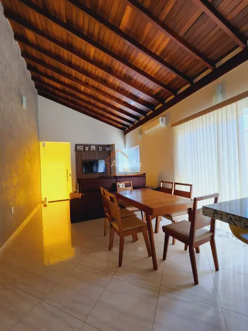 Foto 5 de Casa com 3 quartos à venda, 145m2 em Mogi Mirim - SP