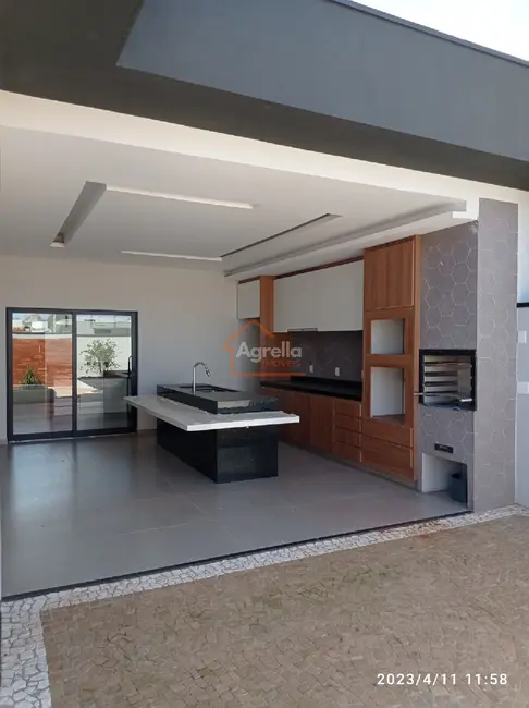 Foto 3 de Casa de Condomínio com 3 quartos à venda, 197m2 em Estiva Gerbi - SP