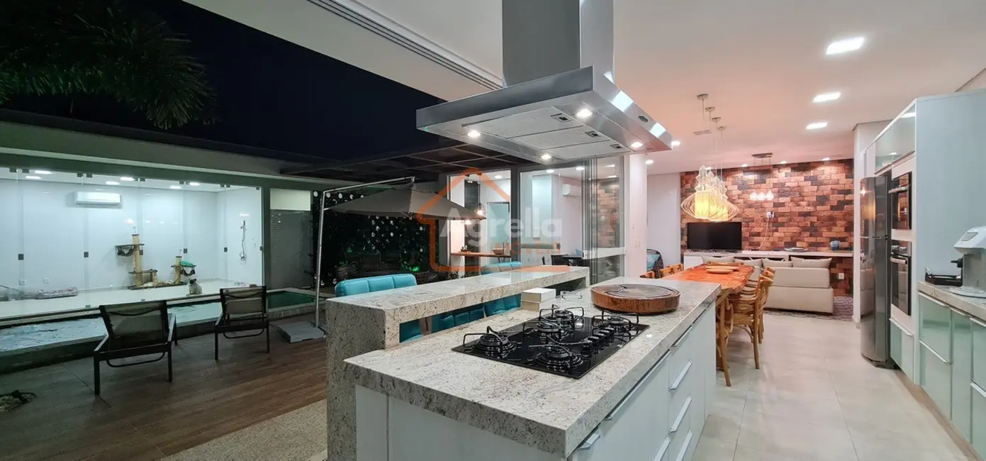 Foto 7 de Casa de Condomínio com 3 quartos à venda, 299m2 em Mogi Guacu - SP