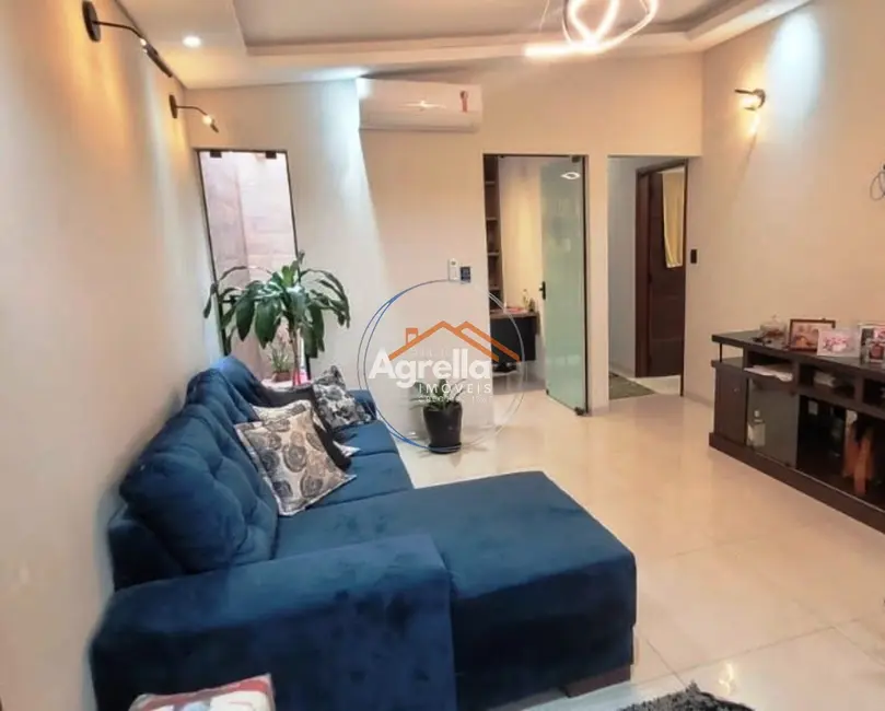 Foto 1 de Casa com 3 quartos à venda, 250m2 em Vila São João, Mogi Guacu - SP