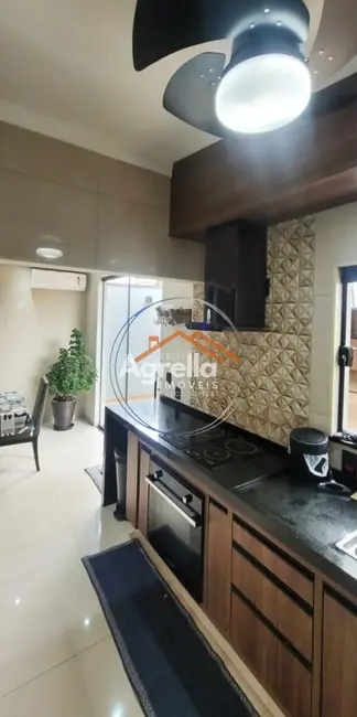 Foto 3 de Casa com 3 quartos à venda, 250m2 em Vila São João, Mogi Guacu - SP