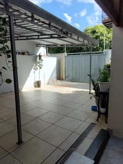 Foto 3 de Casa com 4 quartos à venda, 260m2 em Vila Bianchi, Mogi Mirim - SP