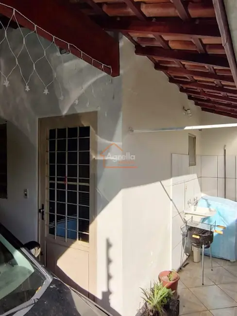 Foto 9 de Casa com 4 quartos à venda, 260m2 em Vila Bianchi, Mogi Mirim - SP
