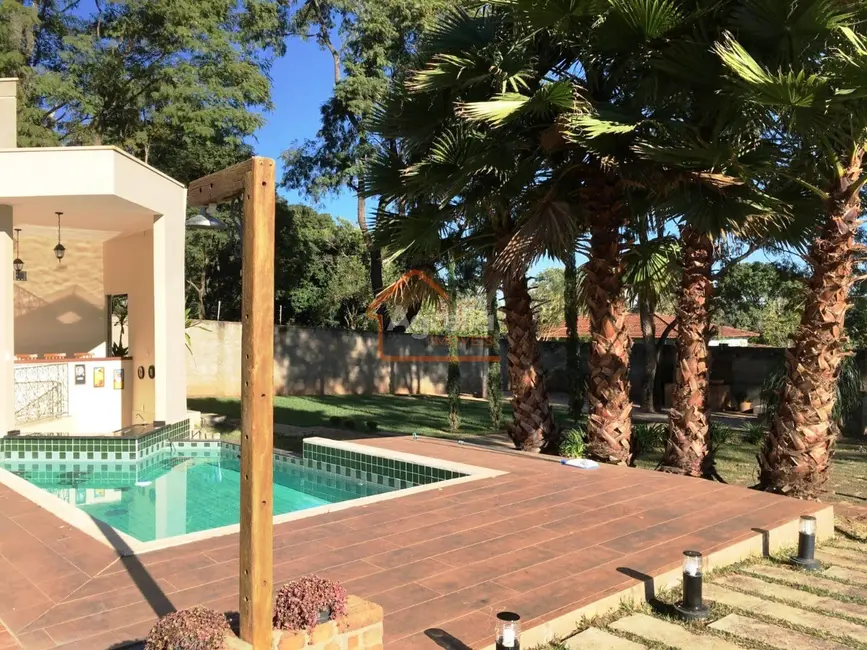 Foto 2 de Chácara com 3 quartos à venda, 202m2 em Chácara São Marcelo, Mogi Mirim - SP