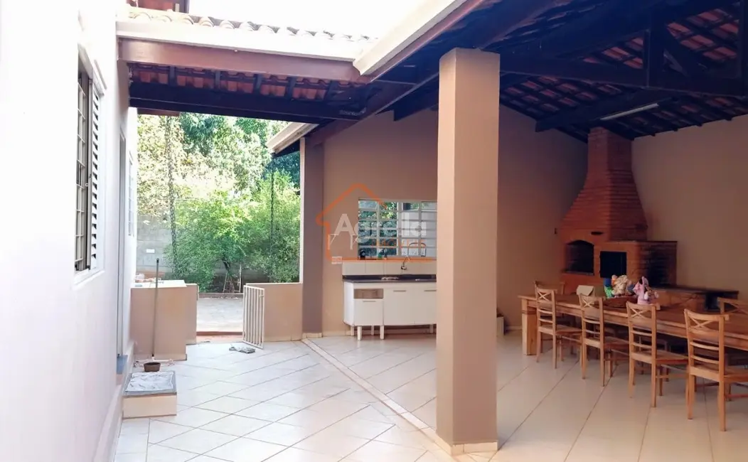 Foto 4 de Chácara com 3 quartos à venda, 170m2 em Chácara São Marcelo, Mogi Mirim - SP