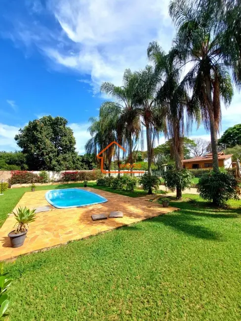 Foto 2 de Chácara com 3 quartos à venda, 170m2 em Chácaras Sol Nascente, Mogi Mirim - SP