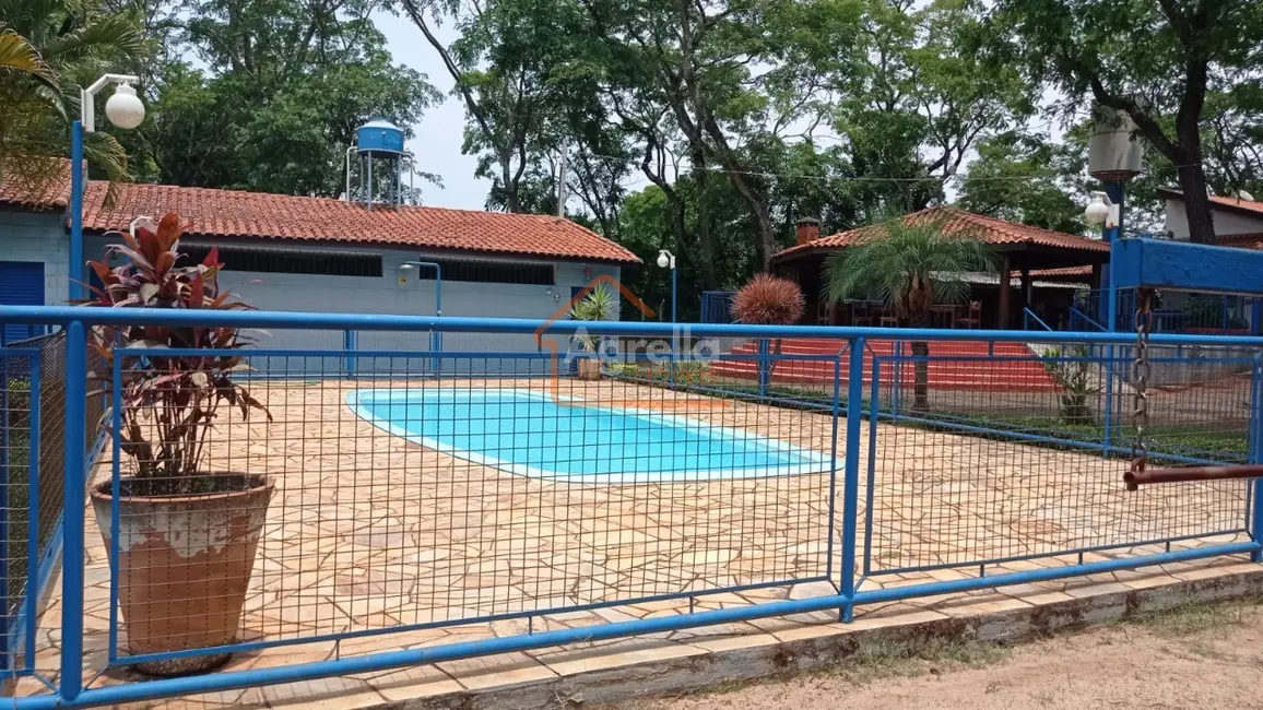 Foto 4 de Chácara com 4 quartos à venda, 423m2 em Chácara Ipê, Mogi Mirim - SP