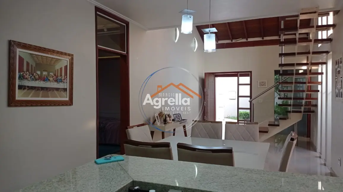 Foto 3 de Casa com 3 quartos à venda, 260m2 em Jardim Patrícia, Mogi Mirim - SP