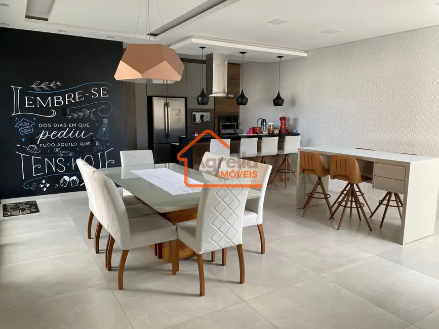 Foto 4 de Casa de Condomínio com 3 quartos à venda, 185m2 em Mogi Mirim - SP