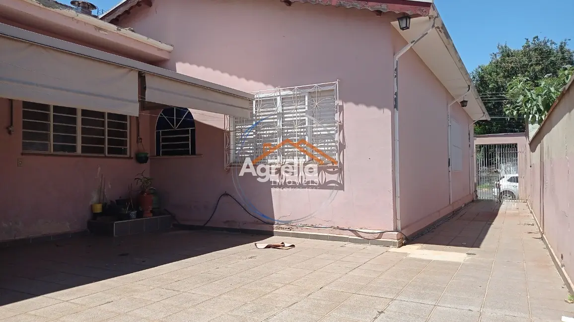 Foto 1 de Casa com 3 quartos à venda, 195m2 em Centro, Mogi Mirim - SP
