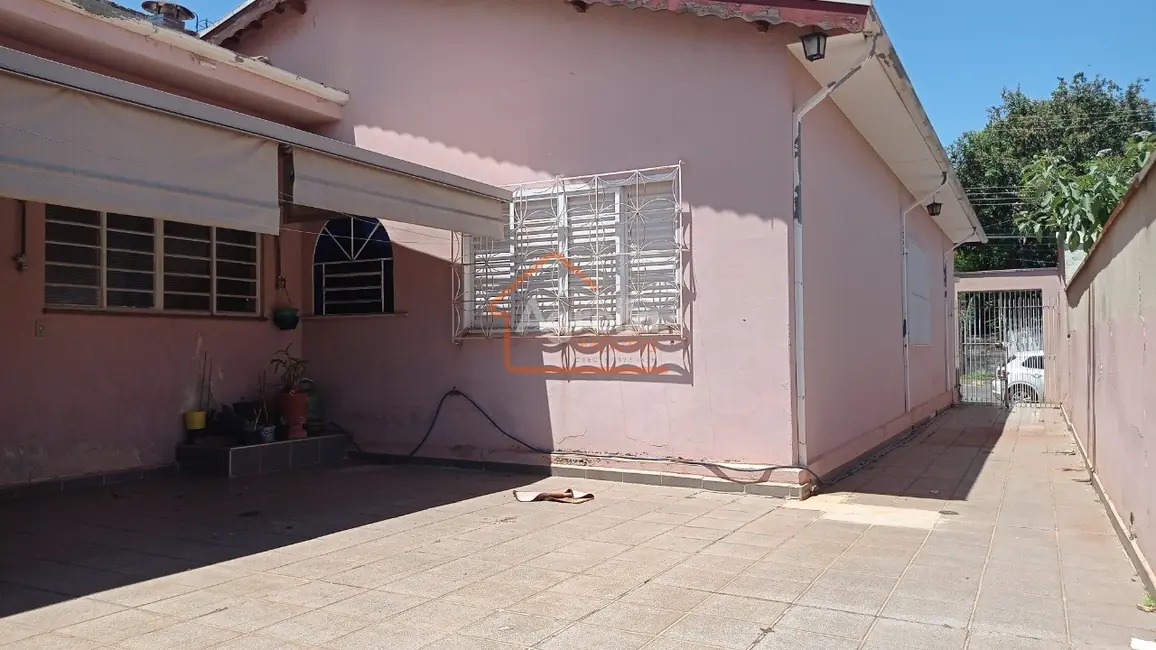 Foto 1 de Casa com 3 quartos à venda, 195m2 em Centro, Mogi Mirim - SP