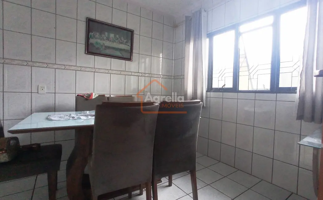 Foto 9 de Casa com 4 quartos à venda, 167m2 em Vila Bianchi, Mogi Mirim - SP