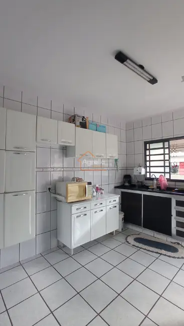 Foto 6 de Casa com 4 quartos à venda, 167m2 em Vila Bianchi, Mogi Mirim - SP