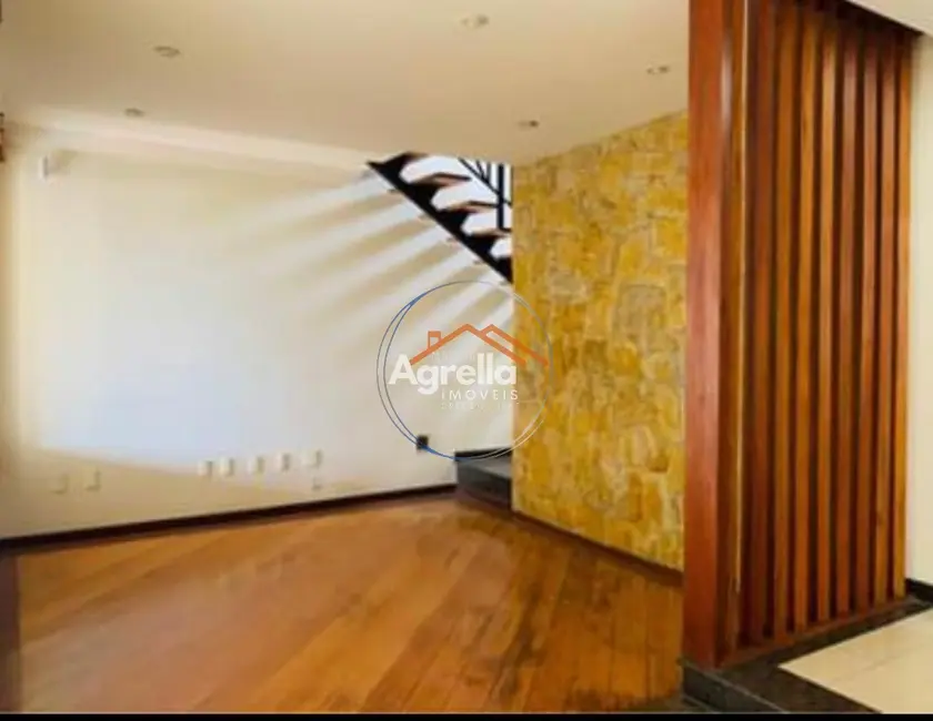 Foto 1 de Casa com 3 quartos à venda, 229m2 em Parque Esperança, Mogi Mirim - SP
