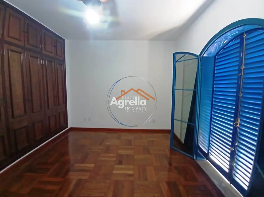 Foto 9 de Casa com 3 quartos à venda, 252m2 em Vila Melo, Mogi Mirim - SP