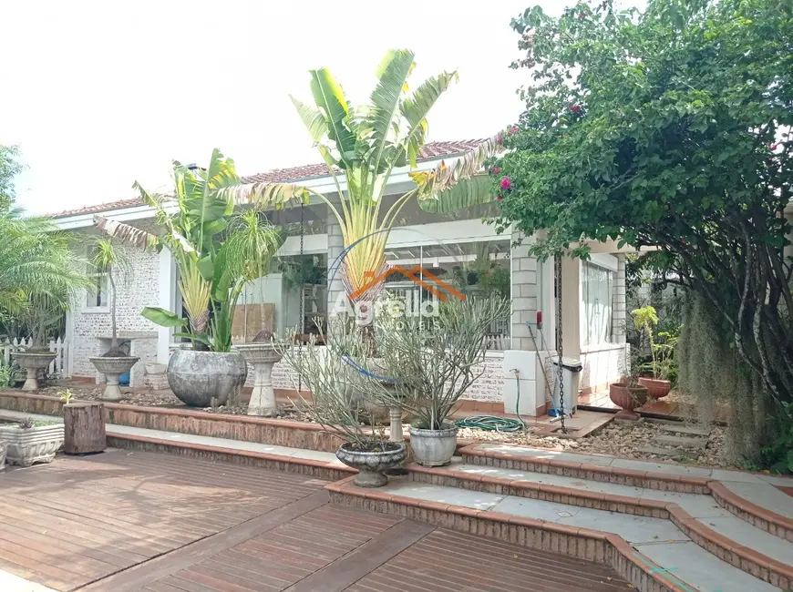 Foto 5 de Chácara com 4 quartos à venda, 380m2 em Chácara Ipê, Mogi Mirim - SP