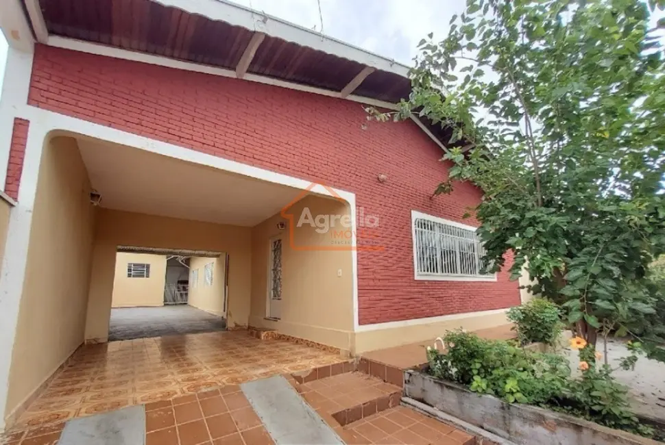 Foto 1 de Casa com 4 quartos à venda, 186m2 em Vila Bianchi, Mogi Mirim - SP