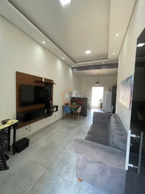 Foto 2 de Casa com 2 quartos à venda, 64m2 em Jardim Novo II, Mogi Guacu - SP