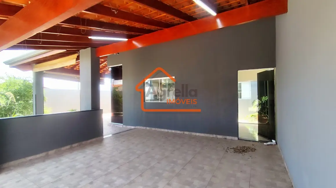 Foto 1 de Casa com 3 quartos à venda, 152m2 em Jardim Regina, Mogi Mirim - SP